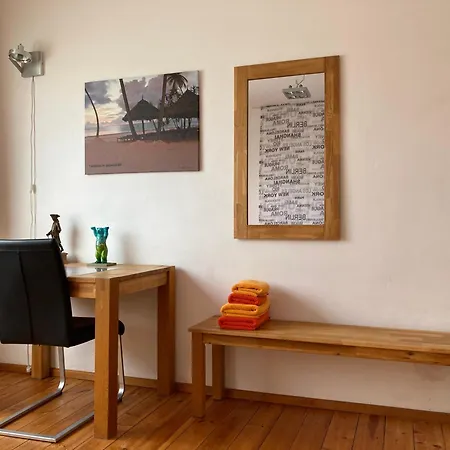 In Berlin-gruenau, Wasser- Und Waldnaehe, Gute Verkehrsanbindung Berlin