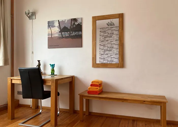 In Berlin-grünau, Wasser- Und Waldnähe, Gute Verkehrsanbindung Berlín