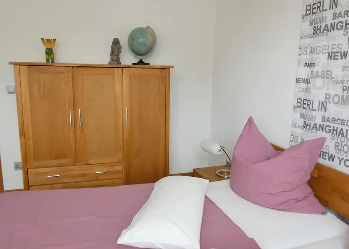 In Berlin-gruenau, Wasser- Und Waldnaehe, Gute Verkehrsanbindung *