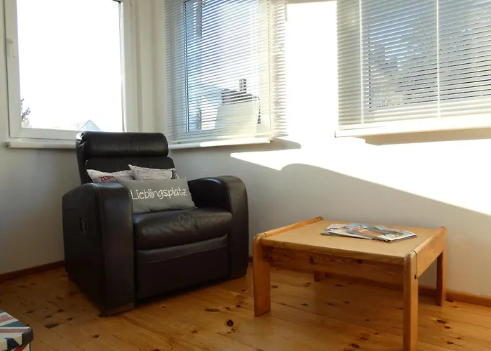 In Berlin-grünau, Wasser- Und Waldnähe, Gute Verkehrsanbindung *