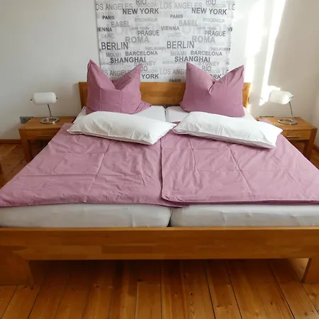 In Berlin-gruenau, Wasser- Und Waldnaehe, Gute Verkehrsanbindung *